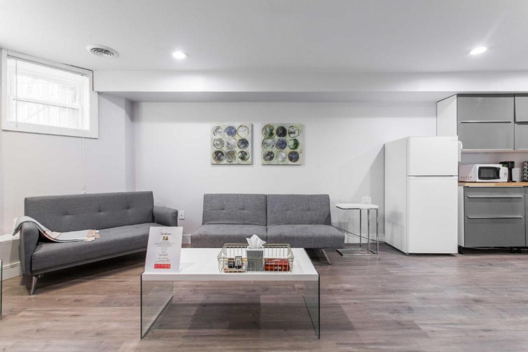 The Double Play - 1 Min Walk To Wrigley! Spacious 2Br - Perfect For Cubs Fans! Chicago Extérieur photo
