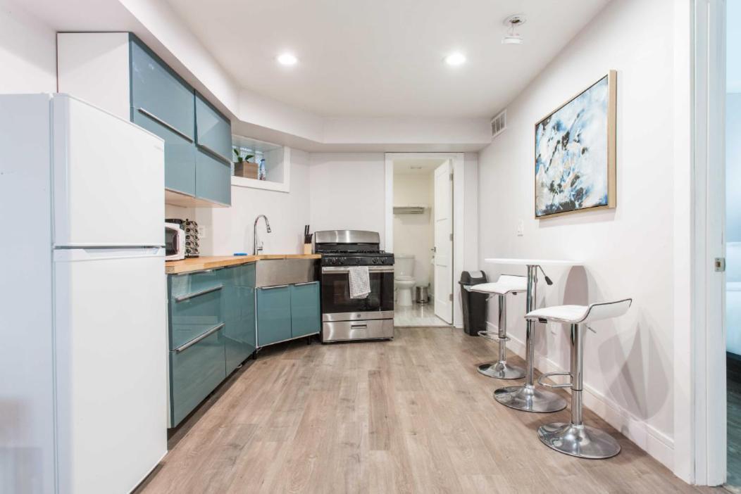 The Double Play - 1 Min Walk To Wrigley! Spacious 2Br - Perfect For Cubs Fans! Chicago Extérieur photo