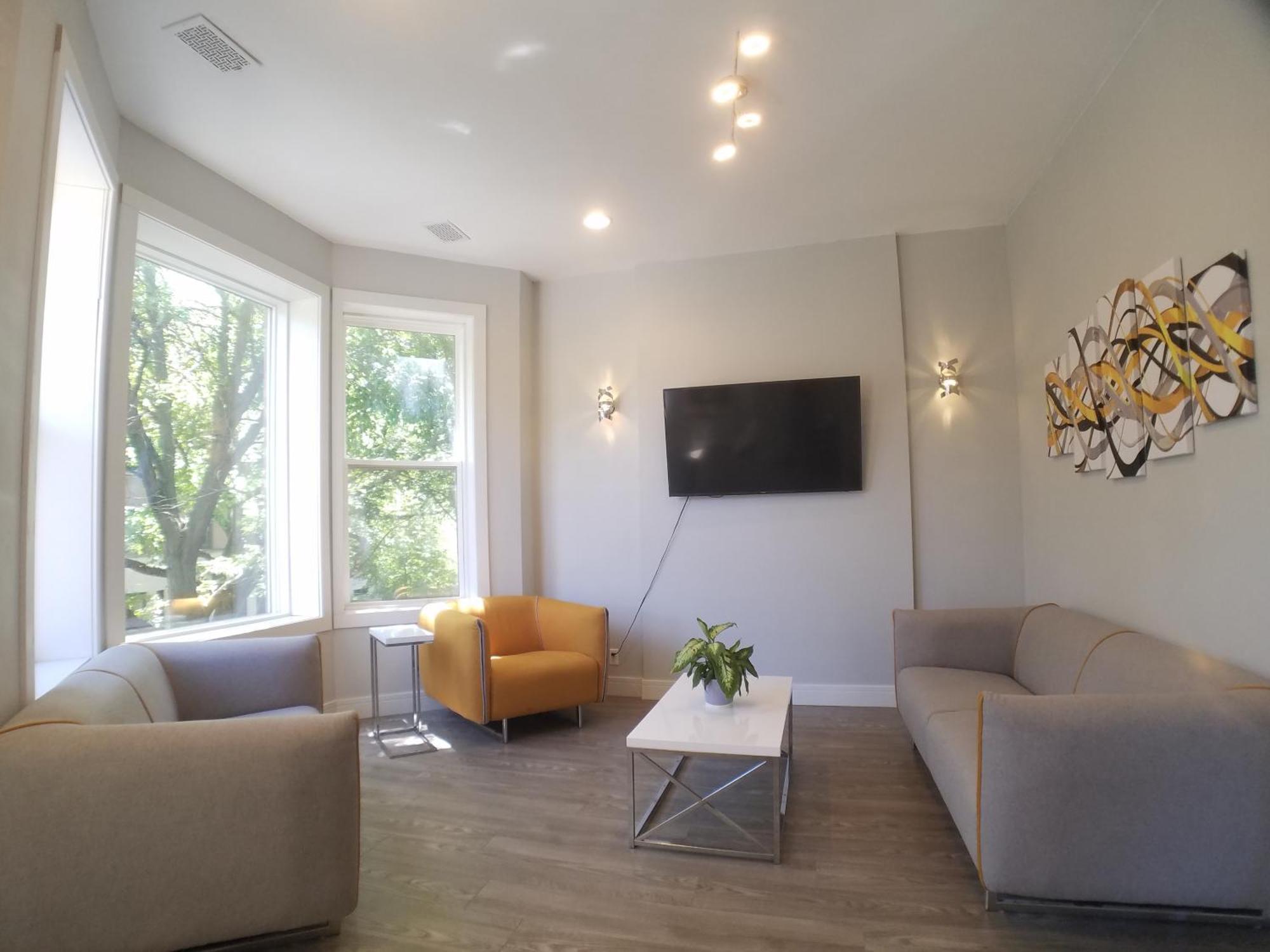 The Double Play - 1 Min Walk To Wrigley! Spacious 2Br - Perfect For Cubs Fans! Chicago Extérieur photo